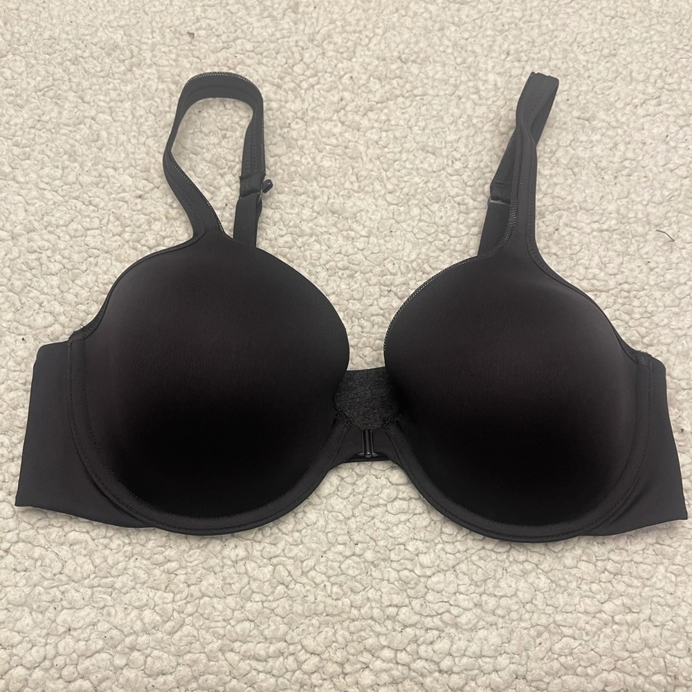 Haines black T-shirt Bra new 36C